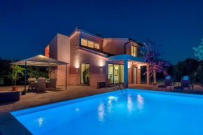 Mai's Villa